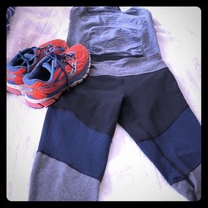 NWT outdoor voices leggings small